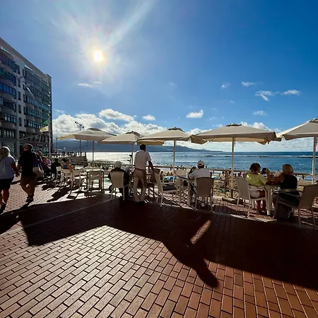 New Spacious 2 Bedroom In Canteras With 2 Bathrooms Wifi Air Conditioning And Parking Las Palmas de Gran Canaria