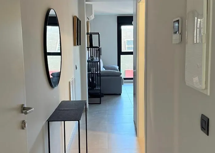 New Spacious 2 Bedroom In Canteras With 2 Bathrooms Wifi Air Conditioning And Parking Апартаменти *