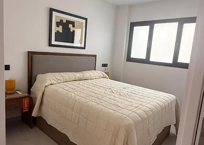 New Spacious 2 Bedroom In Canteras With 2 Bathrooms Wifi Air Conditioning And Parking Las Palmas de Gran Canaria